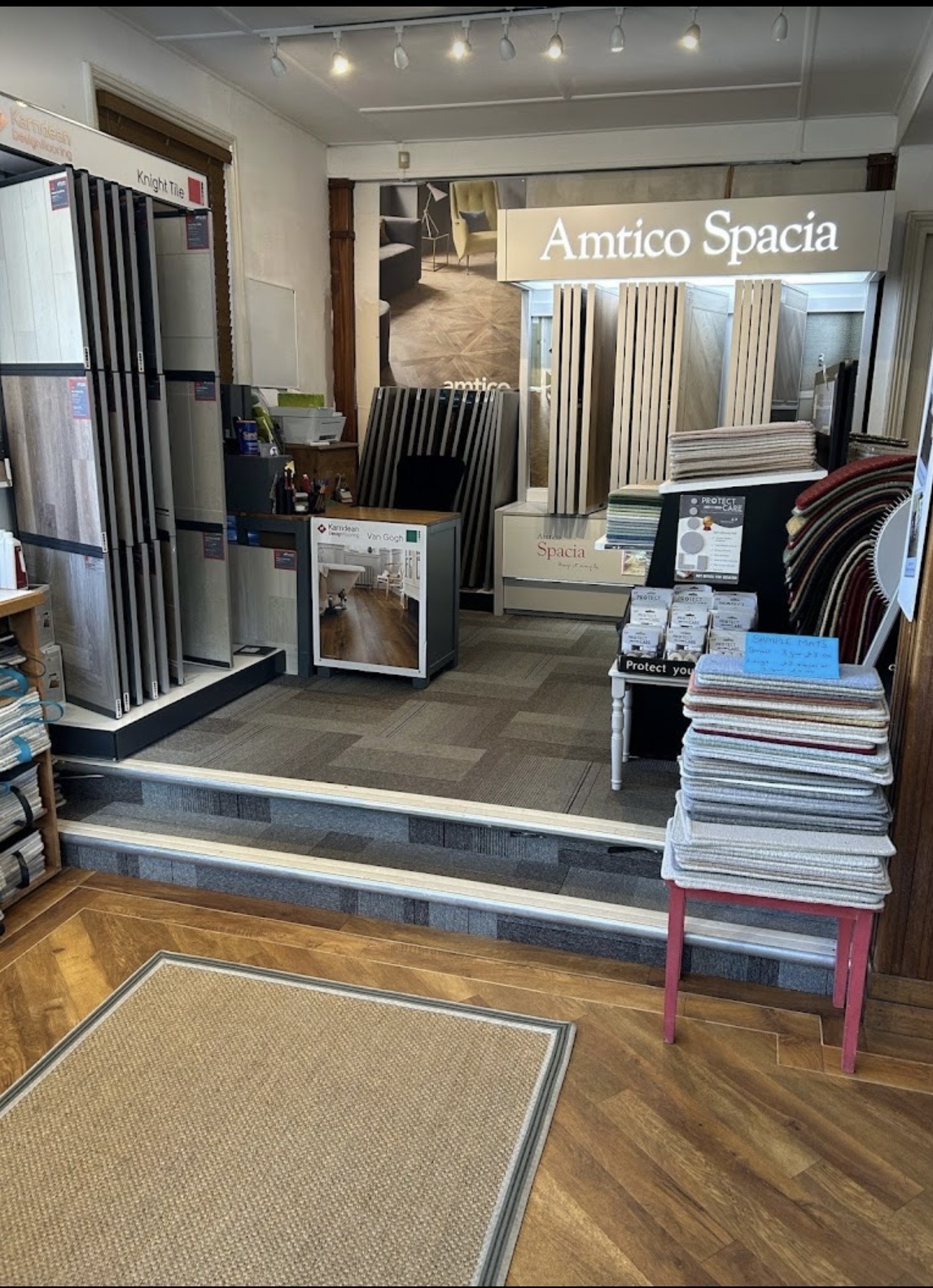 The flooring showroom where CarpetCutPro was built